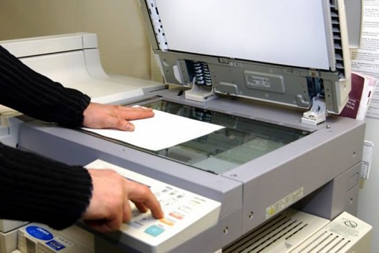 Sử Dụng Máy Photocopy Cũ Liệu Có Ảnh Hưởng Đến Mắt Không?